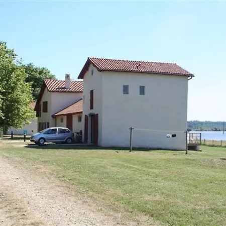 Lacoste 2 Feriehus *